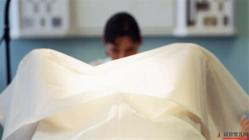 做試管嬰兒，胚胎移植前后要注意什么？(圖1)