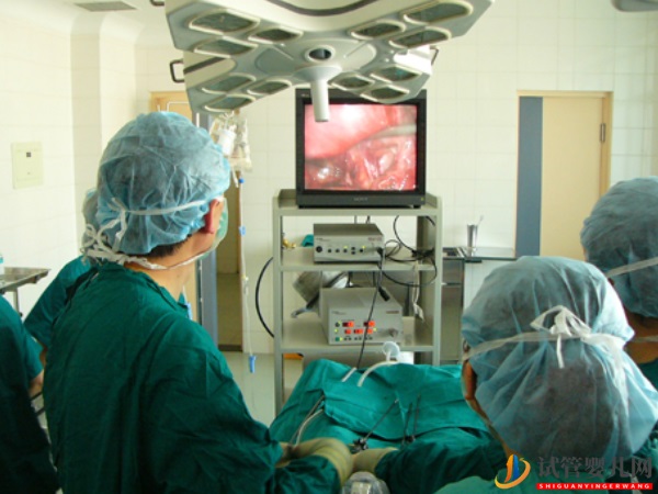 做試管為什么要做宮腔鏡檢?(圖1)