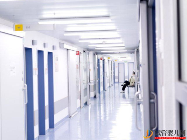 重慶西南醫(yī)院試管嬰兒費(fèi)用明細(xì)及成功率參考指南(圖1)