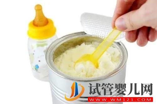 警惕給新生寶寶沖奶粉四大誤區(圖1)