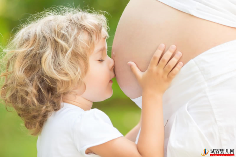 女性吃黑豆的最佳時間 懷孕可以紅豆黑豆大米一起煮粥嗎(圖1)