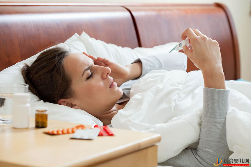 長期吃黑芝麻黑豆 黑芝麻糊的制作方法(圖1)