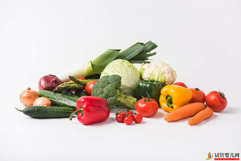 黑豆泡醋加蜂蜜的功效 米醋泡黑豆泡多久可以吃(圖1)