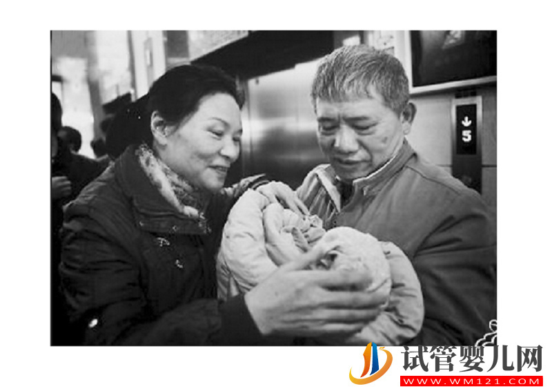 57歲鋌而走險做試管，失獨母親成功誕下雙胞胎(圖2)