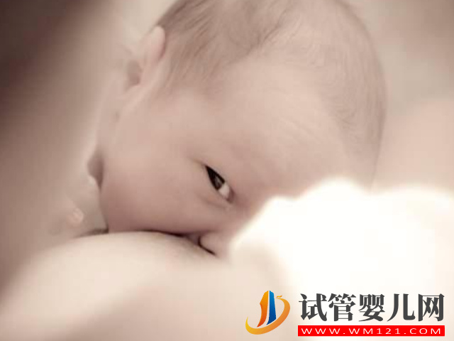 新生兒吃奶不是越多越好，寶媽要留意這9個過度喂養信號(圖1)