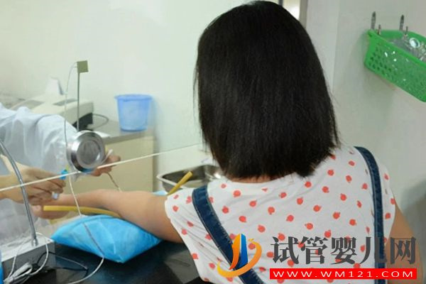 判斷精子進入子宮有3種方法，檢測血液hcg值只是其一(圖2)