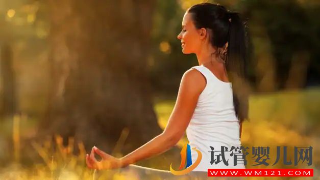 冬天來了！這7個瑜伽姿勢來緩解僵硬并提高靈活性(圖2)