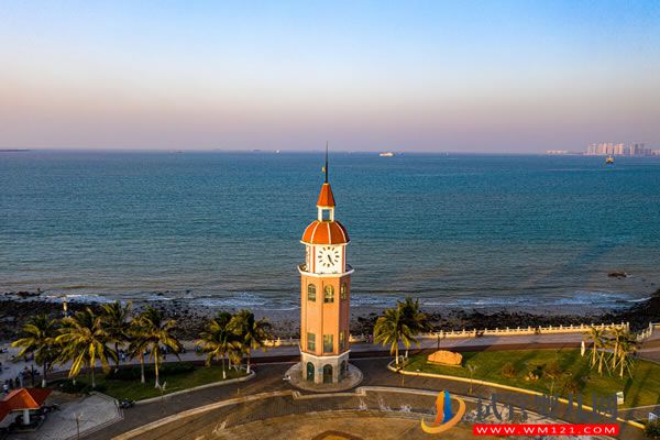 海南海口：向重點人群免費發放健康包(圖1)