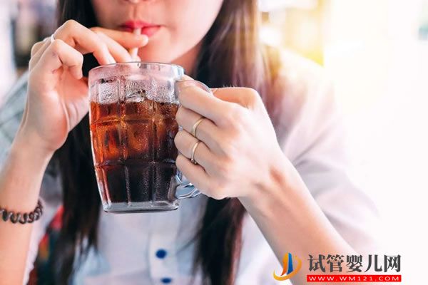 懷孕期間喝蘇打水有害嗎？(圖2)